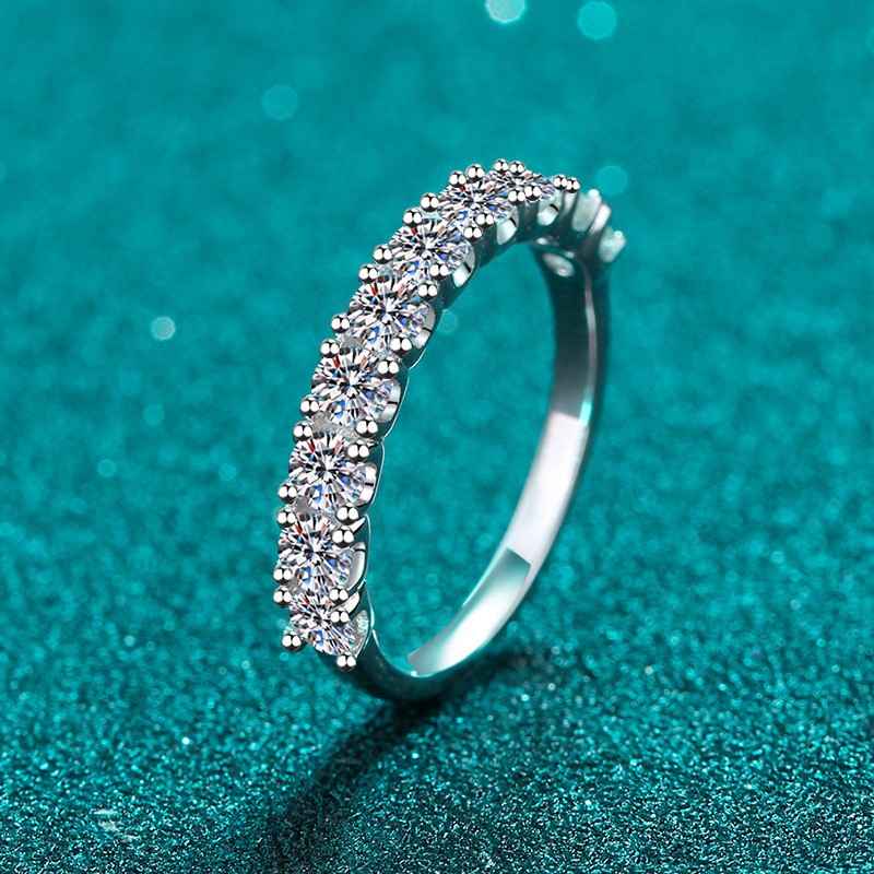 Princess-Cut Moissanite