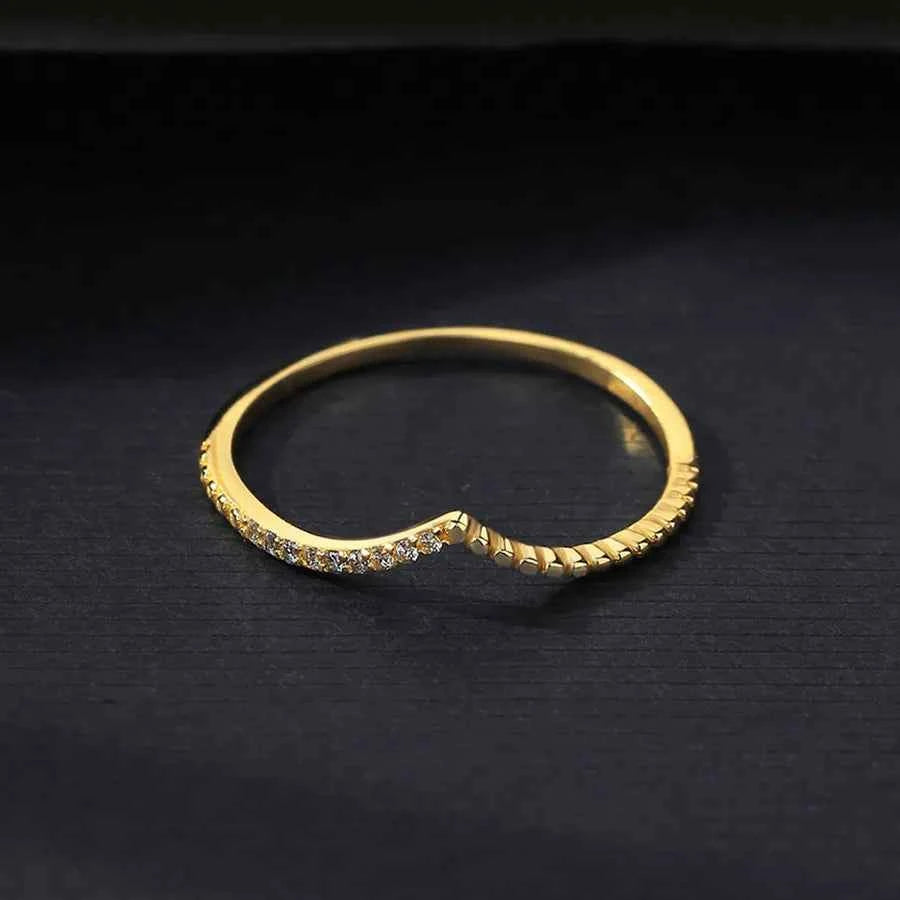925 Sterling Silver V-Shape Ring with Micro-Pave CZ