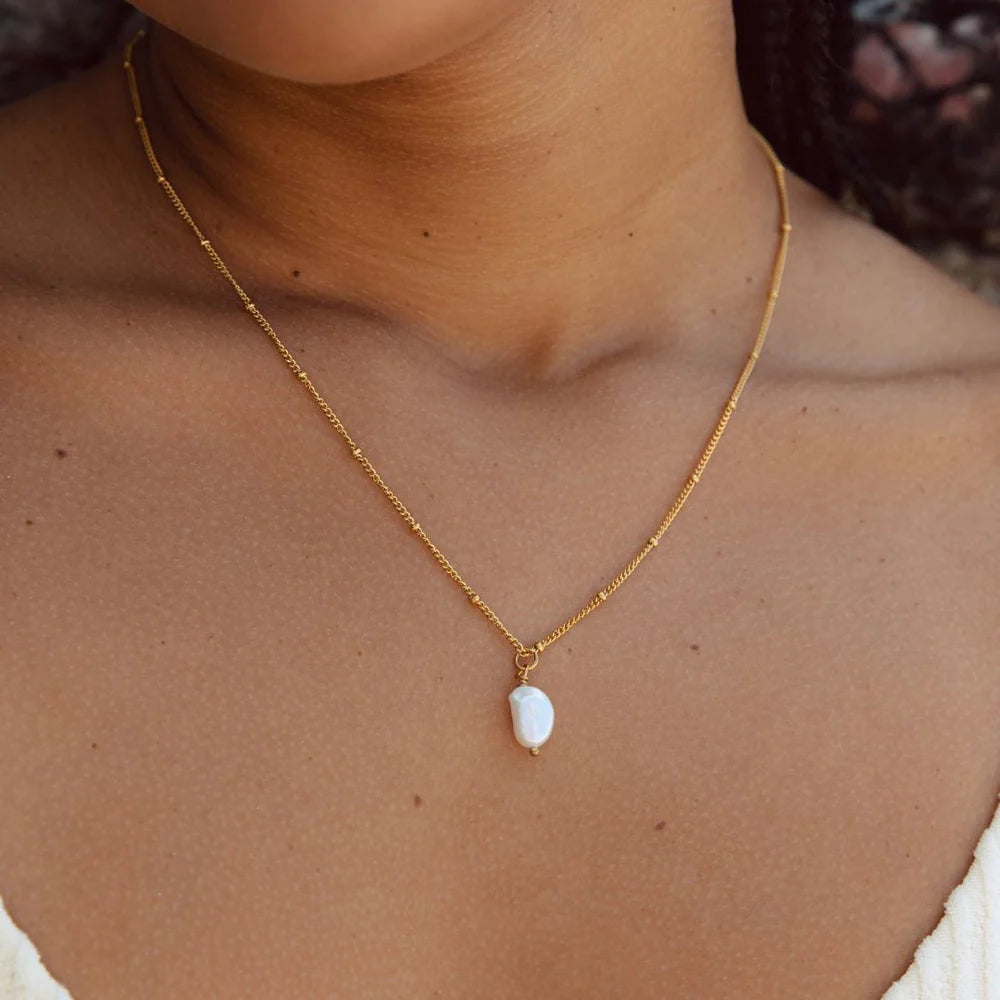 Baroque Pearl Pendant by Khloe